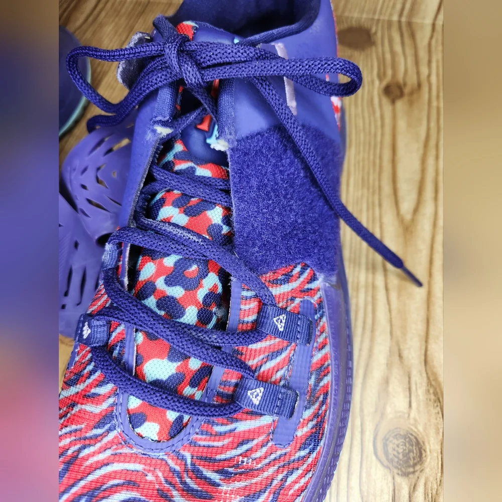 Nike Men's 2020 Kyrie Low 3 Orchid‎ Size 12